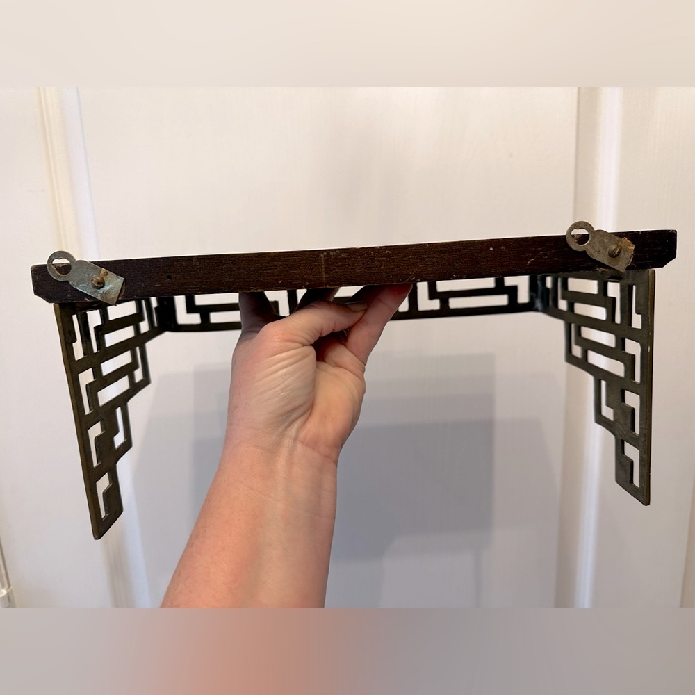 Vintage Chinoiserie Brass and Wood Shelf - Picture 5 of 9